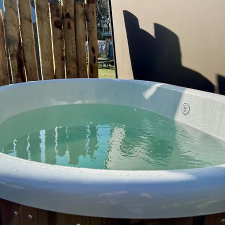 Tenthuisje Met Hottub In Callantsoog Exterior photo