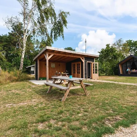 Tenthuisje Met Hottub In Callantsoog Exterior photo